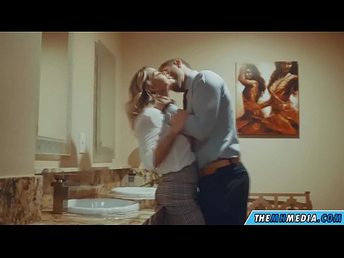 ❤️ When a busty blonde seduces you in a public toilet ❤️❌ Fucking video at en-gb.assay-define-smartlink.ru